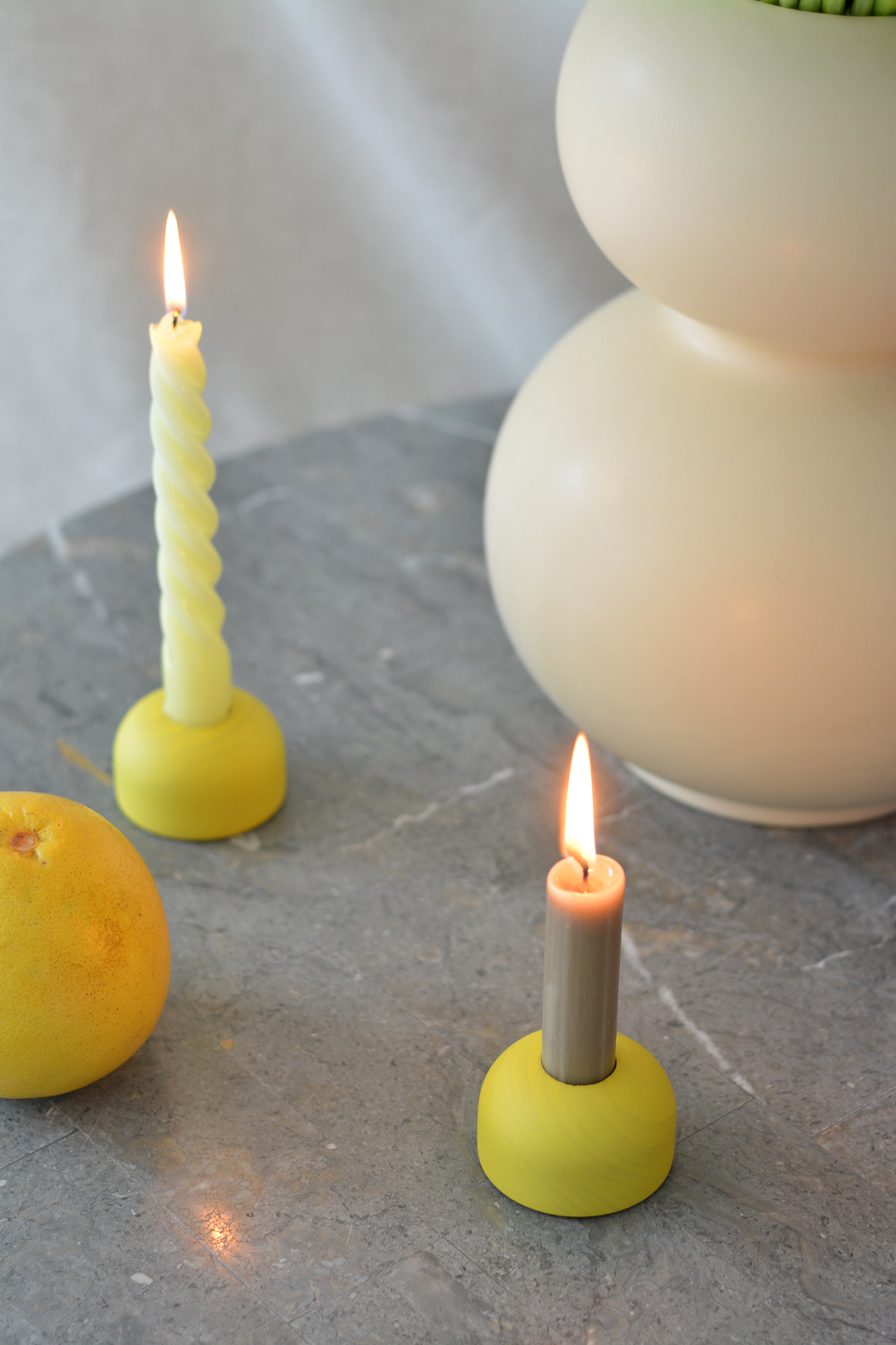 beige dining-room indoor vases candle-holders yellow 