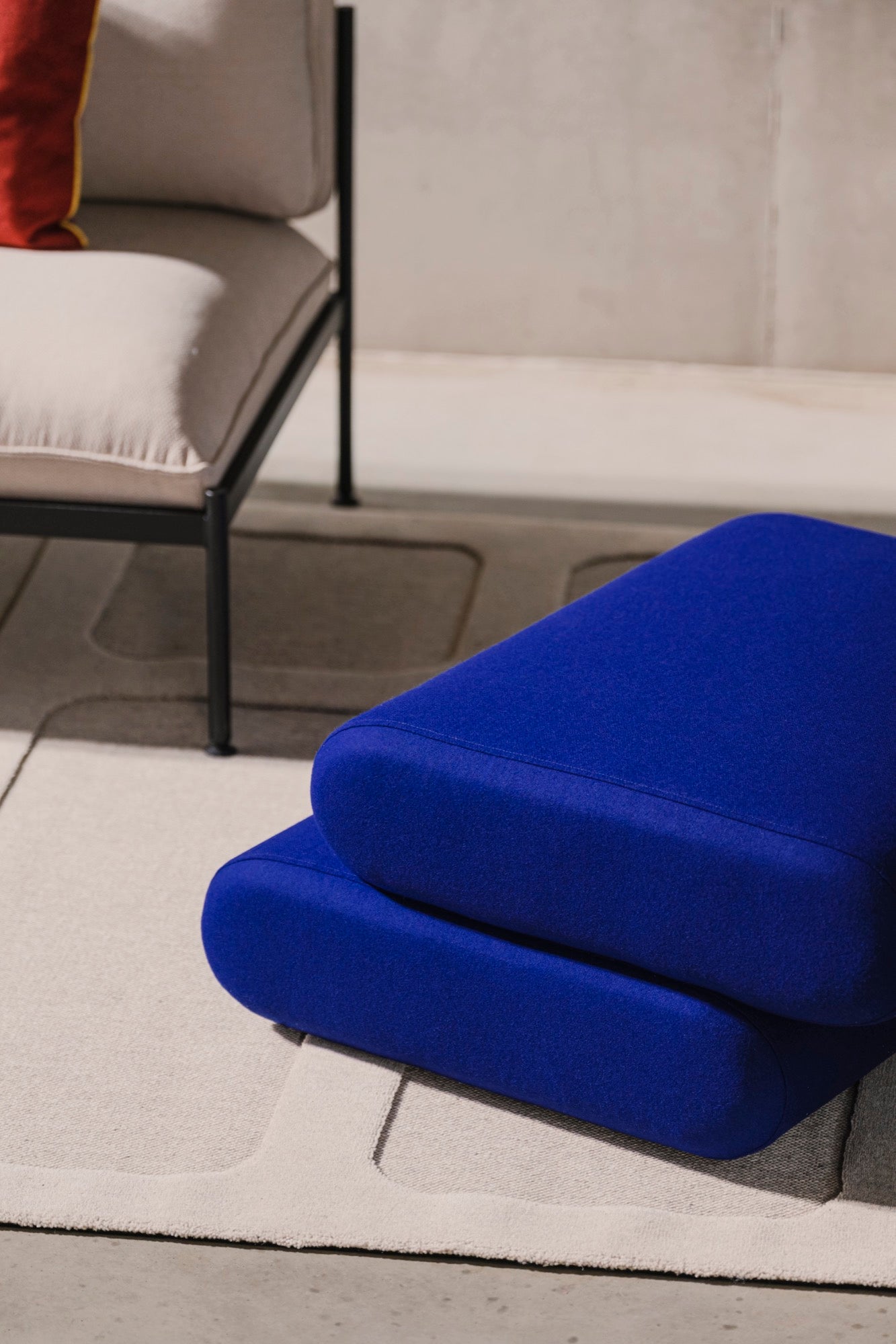 niebieskie poduszki do salonu beżowe do biura Pufy czerwone Dywany Sofy 