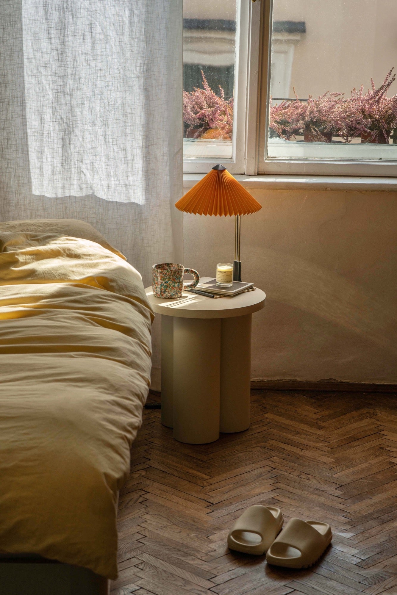 bedroom indoor light-grey stools beige living-room seatings 