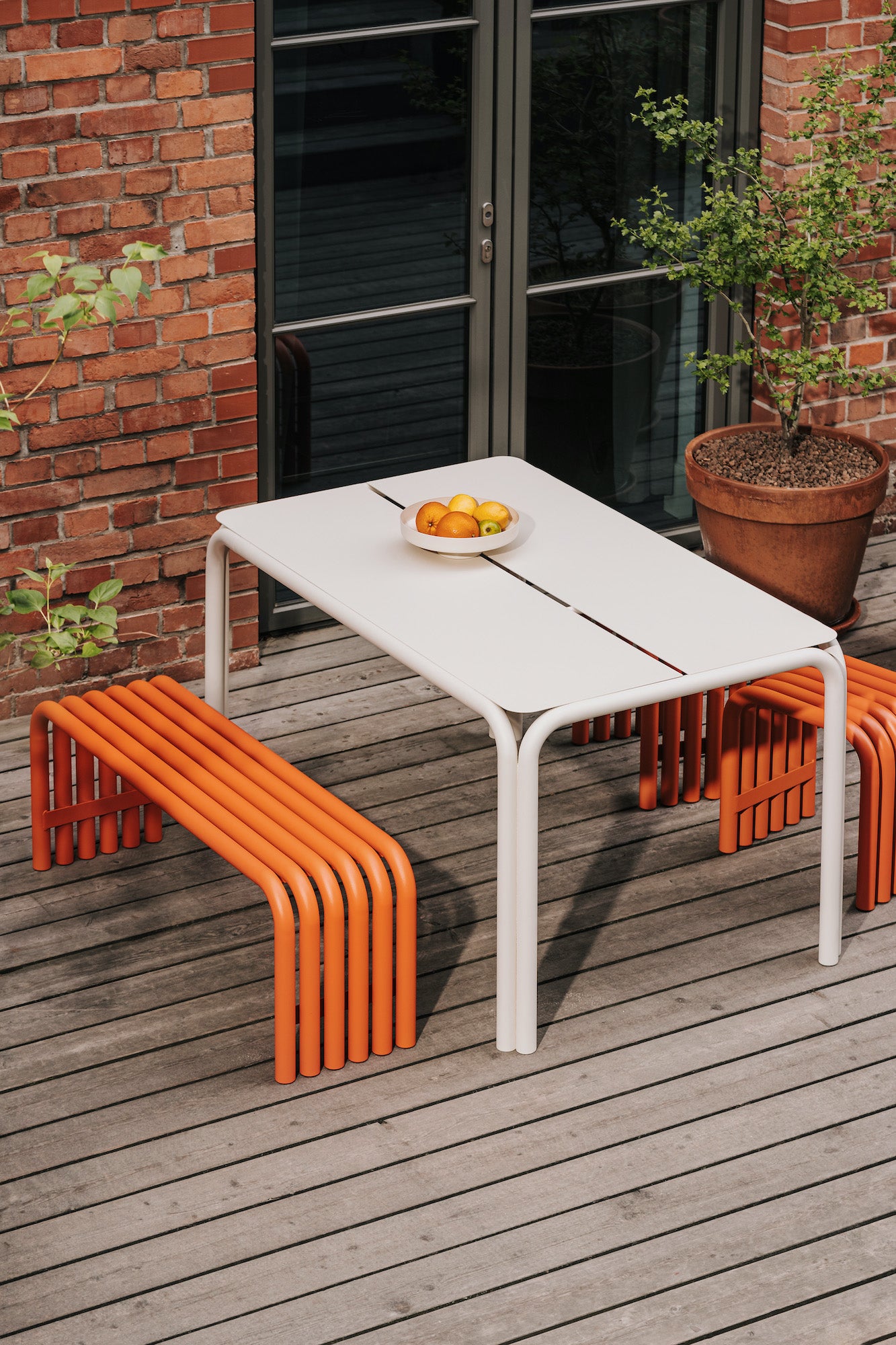 balcony-garden beige outdoor summer-interior tables benches orange spring-ideas stools 