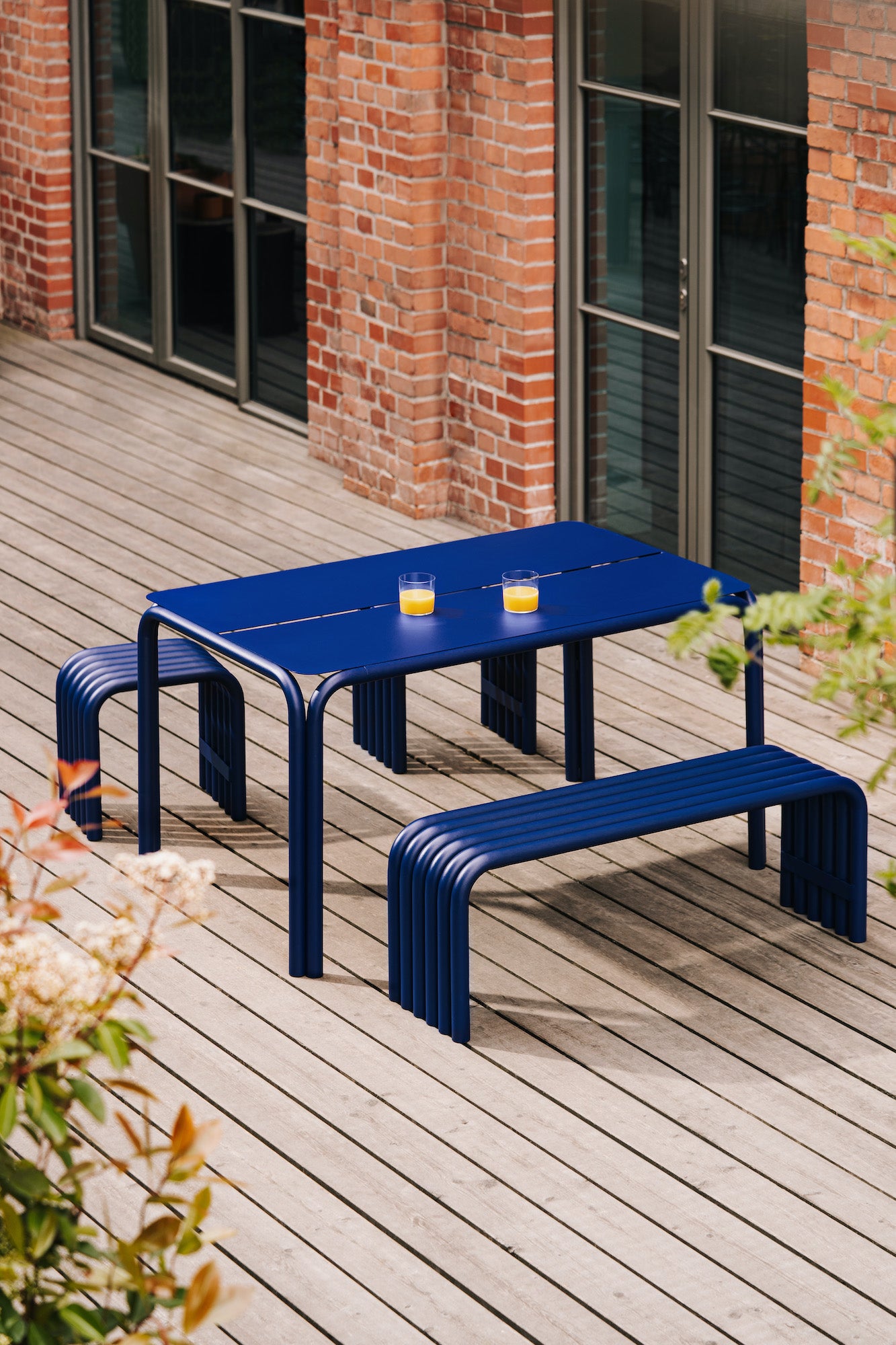 Balkon-Garten blau Außenbereich Sommer-Innentische Bänke Frühlings-Ideen Hocker 