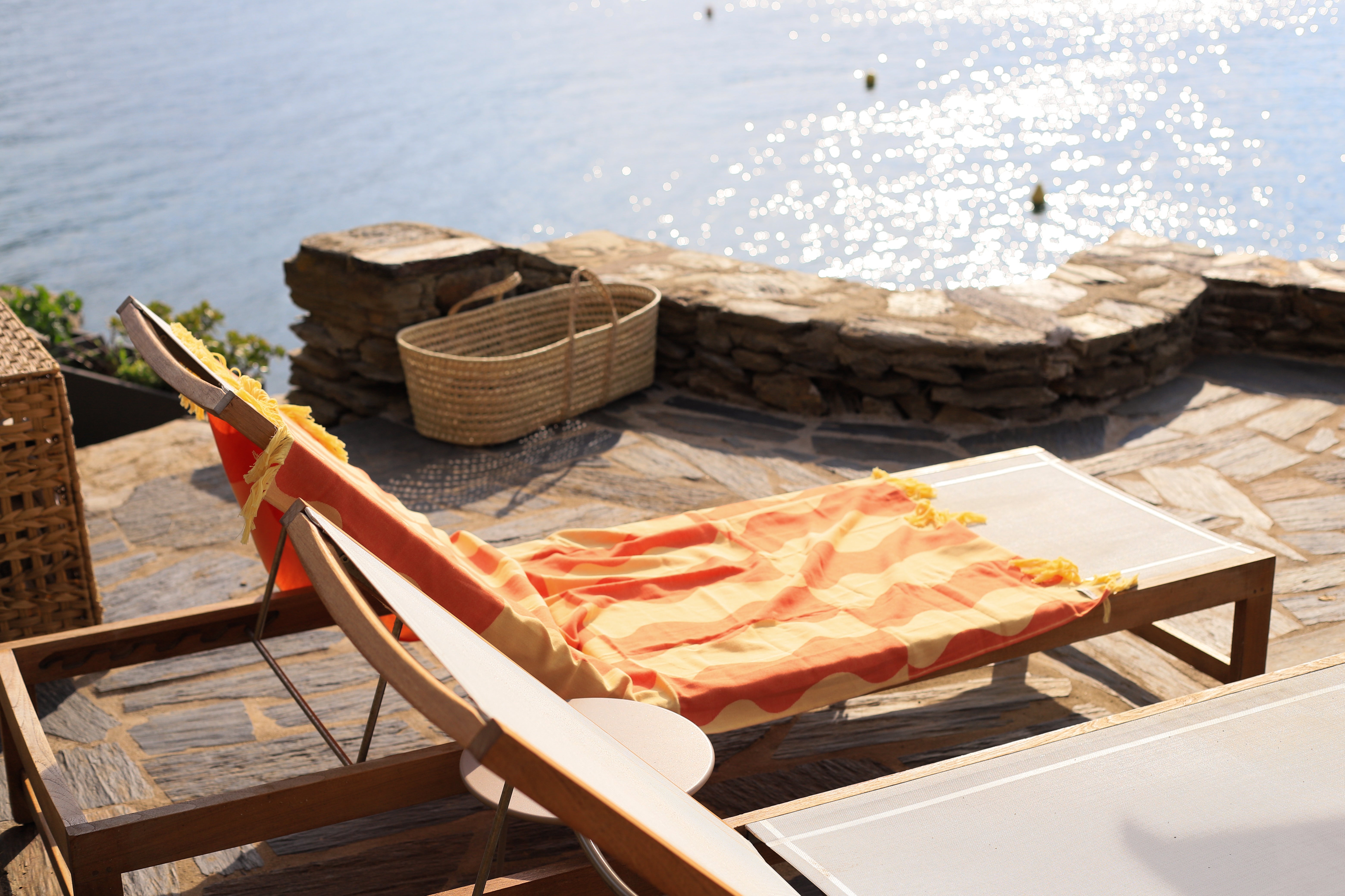 balcony-garden beach-towels orange outdoor 