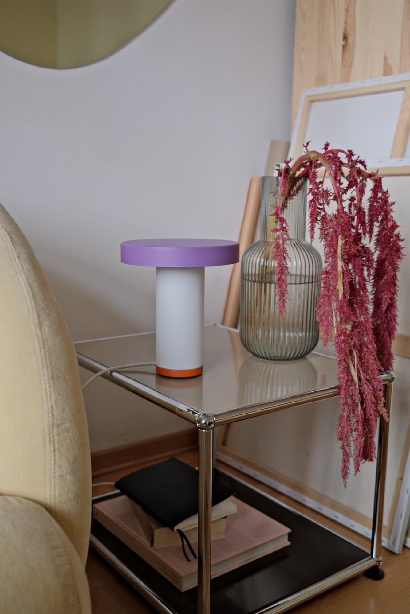Chambre à coucher beige guide-cadeau lampes d'intérieur home-office gris clair living-room orange violet 