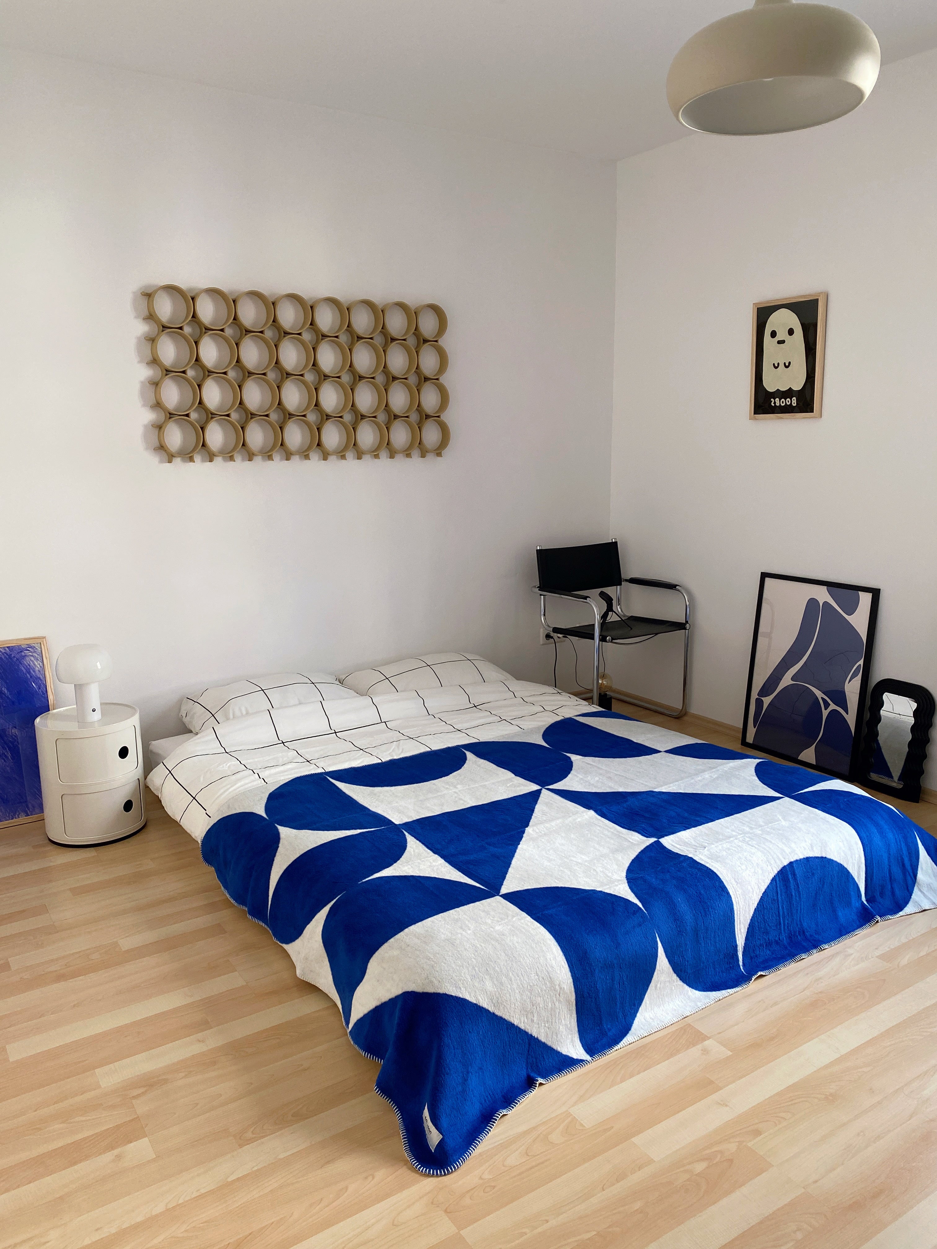 sypialnia niebieski prezent-przewodnik narzuty jesień-pomysły zima-pomysły 