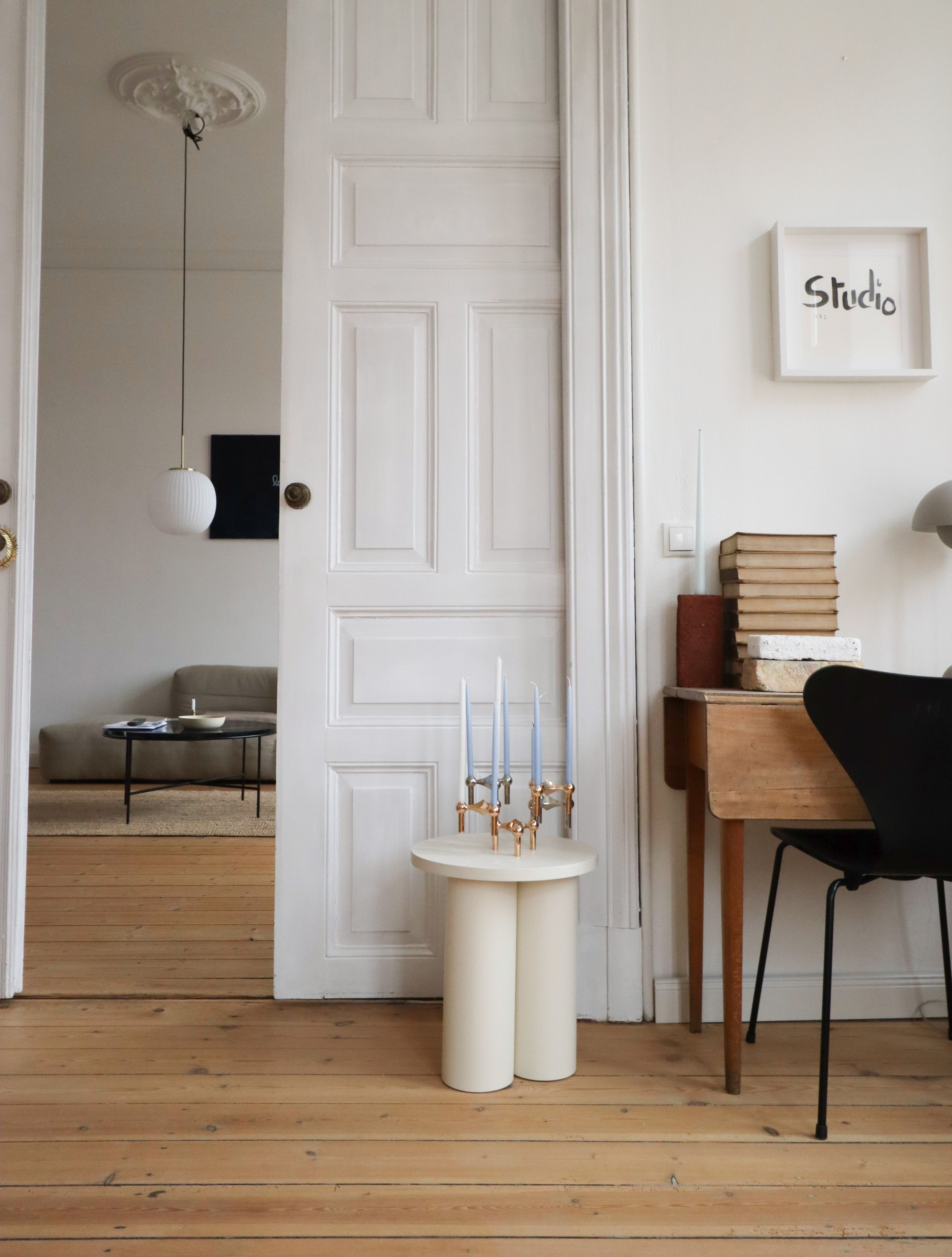 altbau-living beige indoor living-room stools 