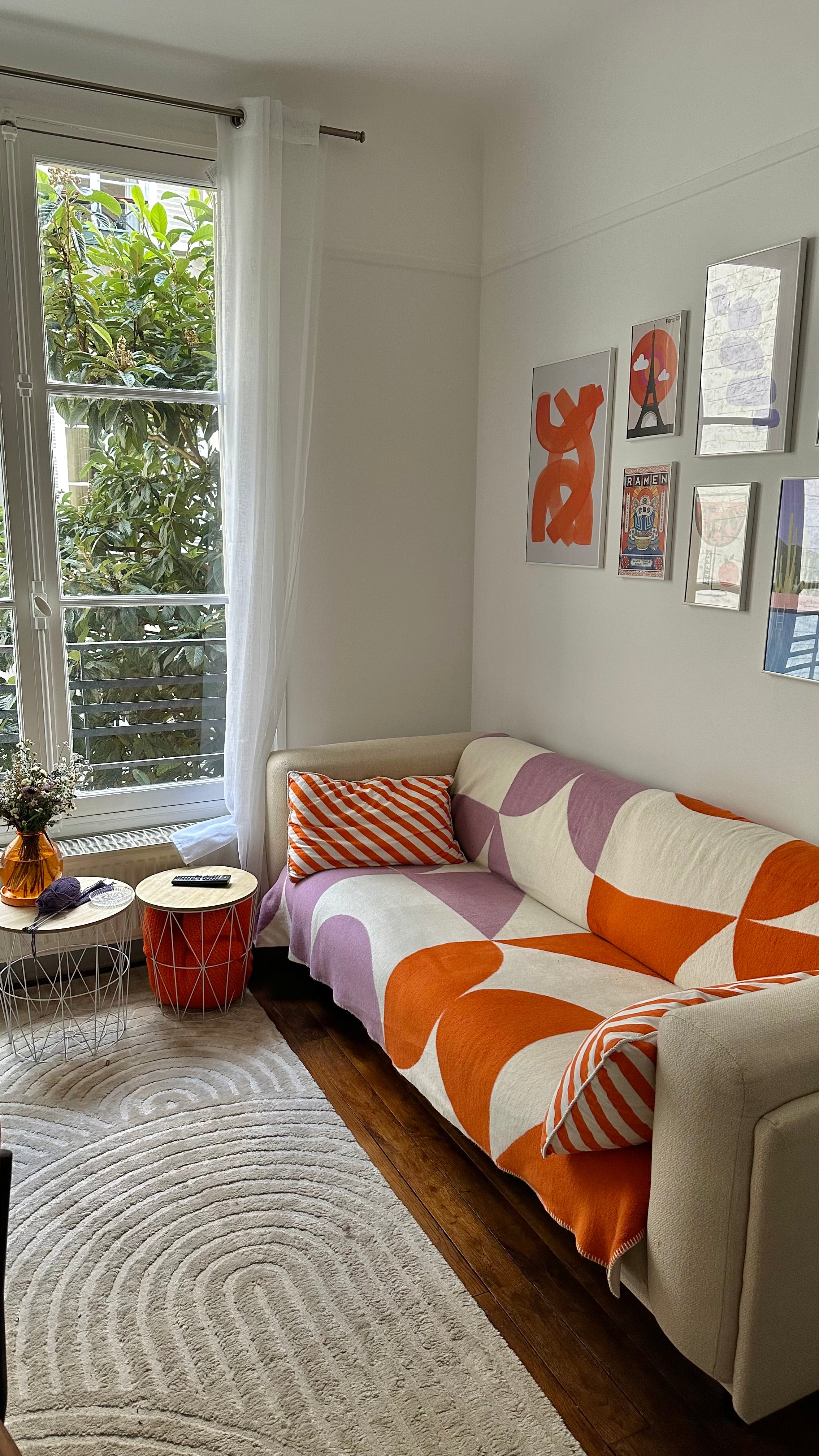 gift-guide indoor living-room orange throws autumn-ideas violet winter-ideas 